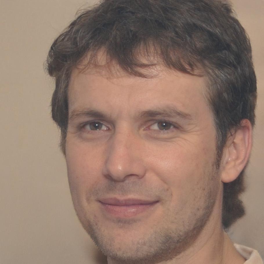 Portrait de Marc Dubois, expert en planification budgétaire